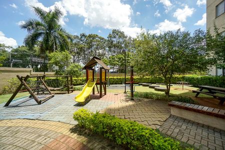 Apartamento à venda com 49m², 2 quartos e 1 vaga Apartamento à venda com 49m², 2 quartos e 1 vagaÁrea comum - Playground