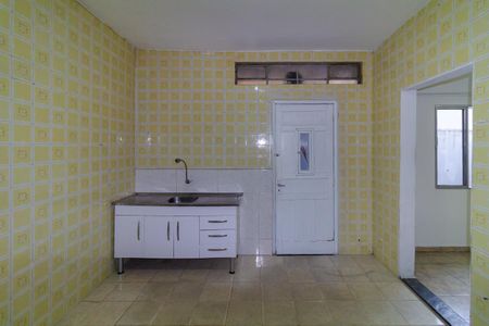 Casa para alugar com 60m², 2 quartos e 1 vagaCozinha