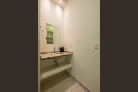Studio para alugar com 30m², 1 quarto e sem vaga Studio para alugar com 30m², 1 quarto e sem vagaBanheiro