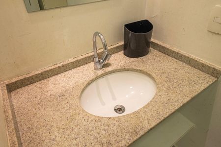 Studio para alugar com 30m², 1 quarto e sem vaga Studio para alugar com 30m², 1 quarto e sem vagaBanheiro