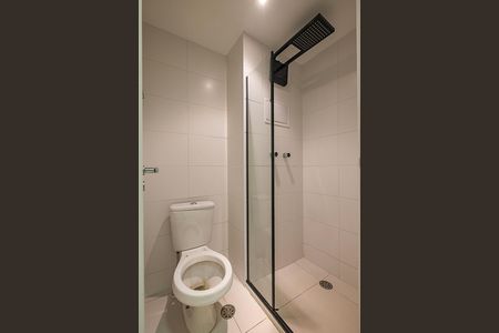 Studio para alugar com 30m², 1 quarto e sem vaga Studio para alugar com 30m², 1 quarto e sem vagaBanheiro