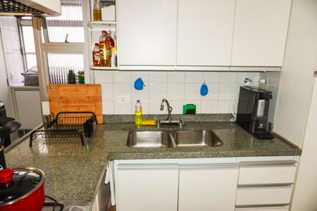 Apartamento à venda com 95m², 2 quartos e 1 vagaCozinha