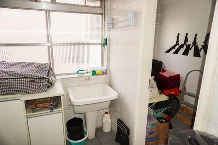Apartamento à venda com 95m², 2 quartos e 1 vagaÁrea de Serviço