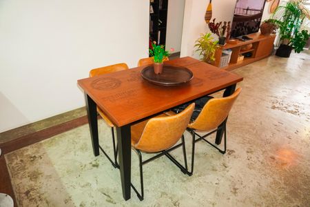 Apartamento à venda com 95m², 2 quartos e 1 vagaSala