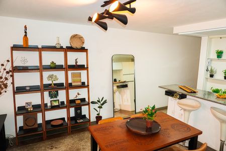 Apartamento à venda com 95m², 2 quartos e 1 vagaSala