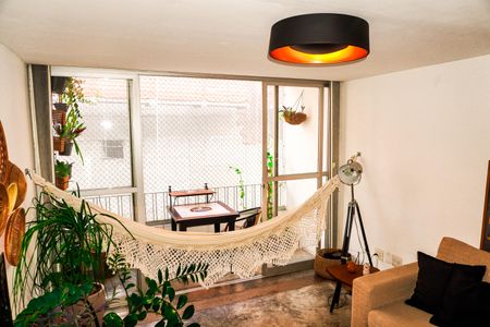 Apartamento à venda com 95m², 2 quartos e 1 vagaSala