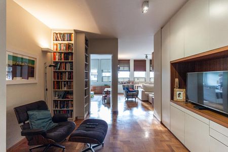 Apartamento à venda com 270m², 3 quartos e 3 vagas Apartamento à venda com 270m², 3 quartos e 3 vagasSala 3