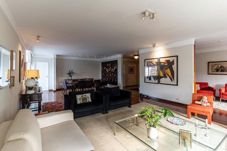 Apartamento à venda com 270m², 3 quartos e 3 vagas Apartamento à venda com 270m², 3 quartos e 3 vagasSala