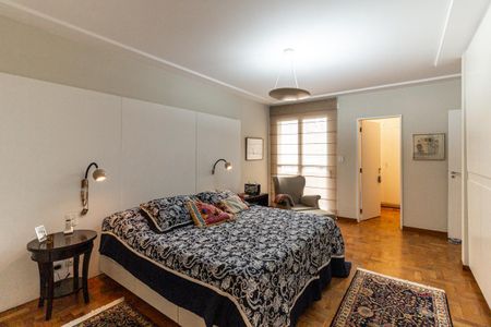 Apartamento à venda com 270m², 3 quartos e 3 vagas Apartamento à venda com 270m², 3 quartos e 3 vagasQuarto da Suíte