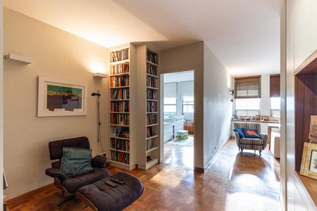 Apartamento à venda com 270m², 3 quartos e 3 vagas Apartamento à venda com 270m², 3 quartos e 3 vagasSala 3