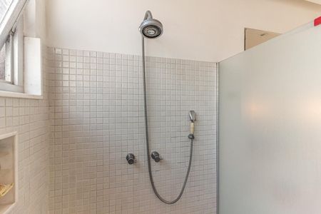 Apartamento à venda com 270m², 3 quartos e 3 vagas Apartamento à venda com 270m², 3 quartos e 3 vagasBanheiro da Suíte