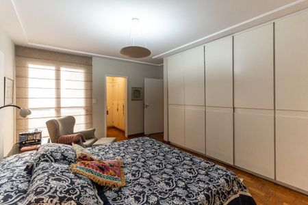 Apartamento à venda com 270m², 3 quartos e 3 vagas Apartamento à venda com 270m², 3 quartos e 3 vagasQuarto da Suíte