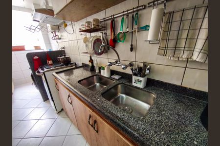 Apartamento à venda com 82m², 2 quartos e 1 vagaCozinha