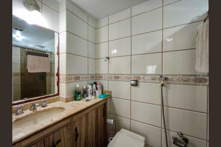 Apartamento à venda com 82m², 2 quartos e 1 vagaBanheiro da Suíte