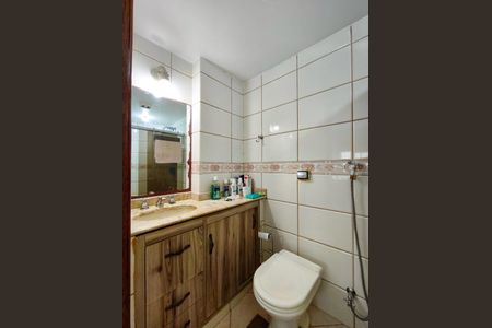 Apartamento à venda com 82m², 2 quartos e 1 vagaBanheiro da Suíte