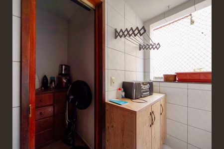 Apartamento à venda com 82m², 2 quartos e 1 vagaÁrea de Serviço