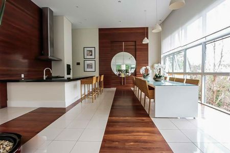 Apartamento para alugar com 164m², 3 quartos e 3 vagas Apartamento para alugar com 164m², 3 quartos e 3 vagasÁrea comum