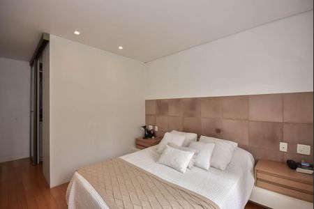 Apartamento para alugar com 164m², 3 quartos e 3 vagas Apartamento para alugar com 164m², 3 quartos e 3 vagasSuíte 3