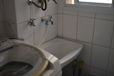 Apartamento à venda com 76m², 3 quartos e 1 vagaÁrea de Serviço