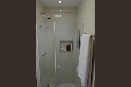 Apartamento à venda com 43m², 1 quarto e sem vagaBanheiro 