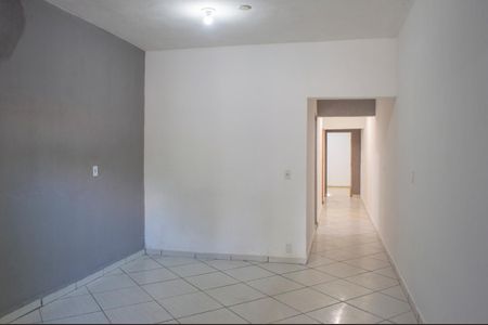 Casa para alugar com 100m², 2 quartos e 1 vagaSala