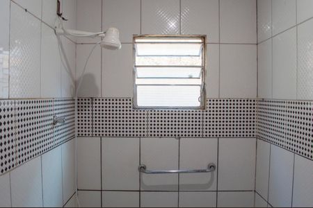 Casa para alugar com 100m², 2 quartos e 1 vagaBanheiro