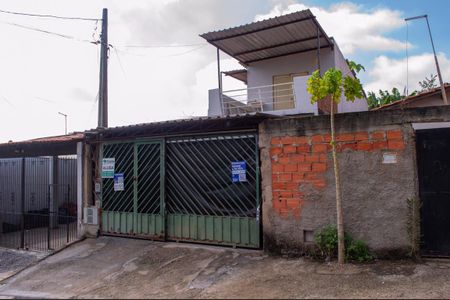 Casa para alugar com 100m², 2 quartos e 1 vagaFachada