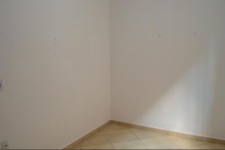 Casa para alugar com 100m², 2 quartos e 1 vagaQuarto