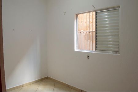 Casa para alugar com 100m², 2 quartos e 1 vagaQuarto