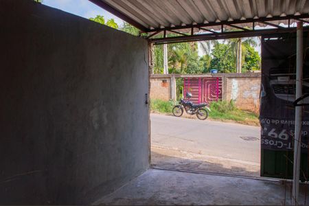 Casa para alugar com 100m², 2 quartos e 1 vagaCorredor