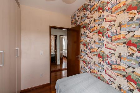 Apartamento à venda com 56m², 2 quartos e 2 vagasQuarto 2
