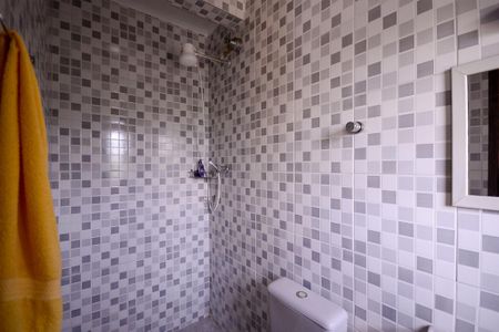 Casa à venda com 246m², 3 quartos e 10 vagasBanheiro do Quarto 3