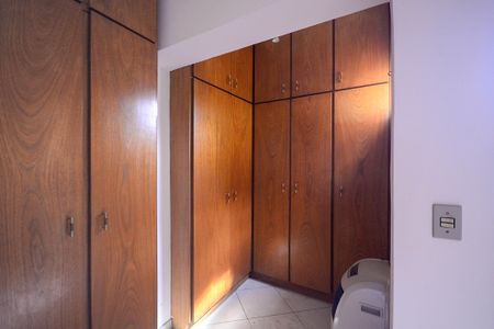 Casa à venda com 246m², 3 quartos e 10 vagasQuarto 1 - Suite