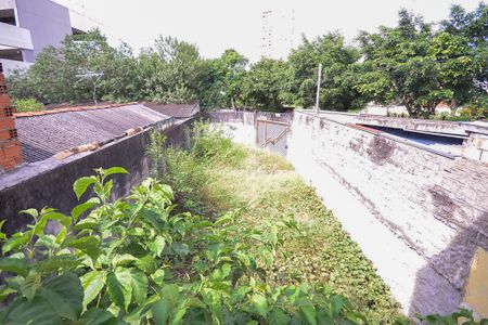 Casa à venda com 246m², 3 quartos e 10 vagasQuintal