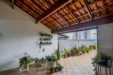Apartamento à venda com 67m², 2 quartos e 1 vagaÁrea de Serviço
