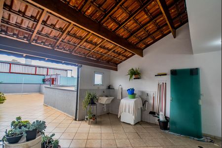 Apartamento à venda com 67m², 2 quartos e 1 vagaÁrea de Serviço