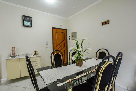 Apartamento à venda com 67m², 2 quartos e 1 vagaSala