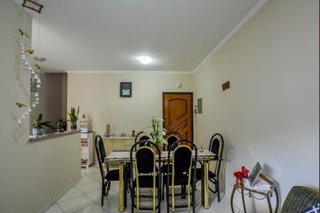 Apartamento à venda com 67m², 2 quartos e 1 vagaSala