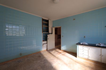 Casa para alugar com 660m², 7 quartos e 4 vagasCozinha