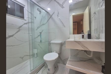 Casa de condomínio para alugar com 100m², 2 quartos e sem vaga Casa de condomínio para alugar com 100m², 2 quartos e sem vagaBanheiro da Suíte 2