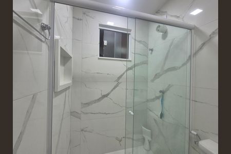 Casa de condomínio para alugar com 100m², 2 quartos e sem vaga Casa de condomínio para alugar com 100m², 2 quartos e sem vagaBanheiro da Suíte 2