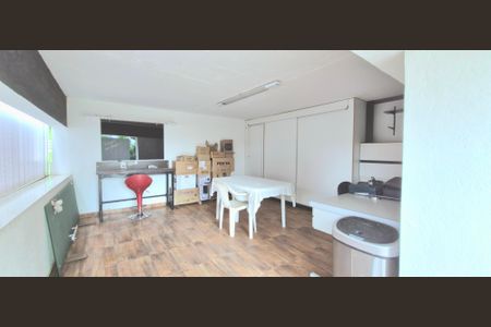 Casa de condomínio para alugar com 1040m², 4 quartos e 5 vagasÁrea de trabalho