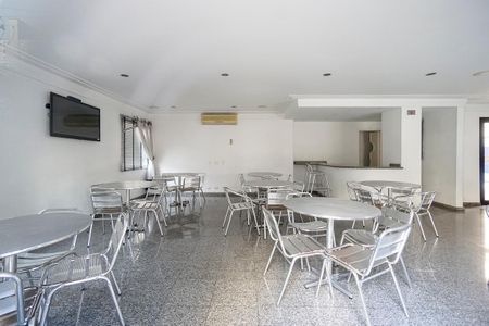 Apartamento à venda com 151m², 4 quartos e 3 vagasÁrea comum - Salão de festas