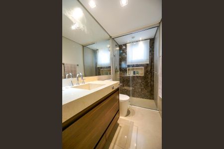 Apartamento à venda com 151m², 4 quartos e 3 vagasBanheiro Social