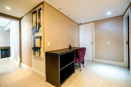 Apartamento à venda com 151m², 4 quartos e 3 vagasHall dos quartos