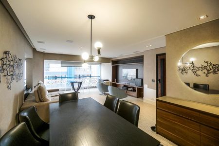 Apartamento à venda com 151m², 4 quartos e 3 vagasSala