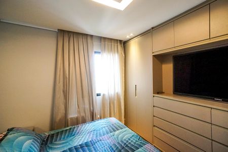 Apartamento à venda com 151m², 4 quartos e 3 vagasSuíte 2