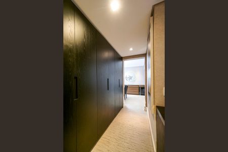 Apartamento à venda com 151m², 4 quartos e 3 vagasCloset da Suíte 2