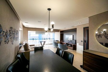 Apartamento à venda com 151m², 4 quartos e 3 vagasSala