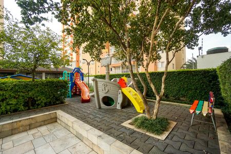 Apartamento à venda com 151m², 4 quartos e 3 vagasÁrea comum - Playground